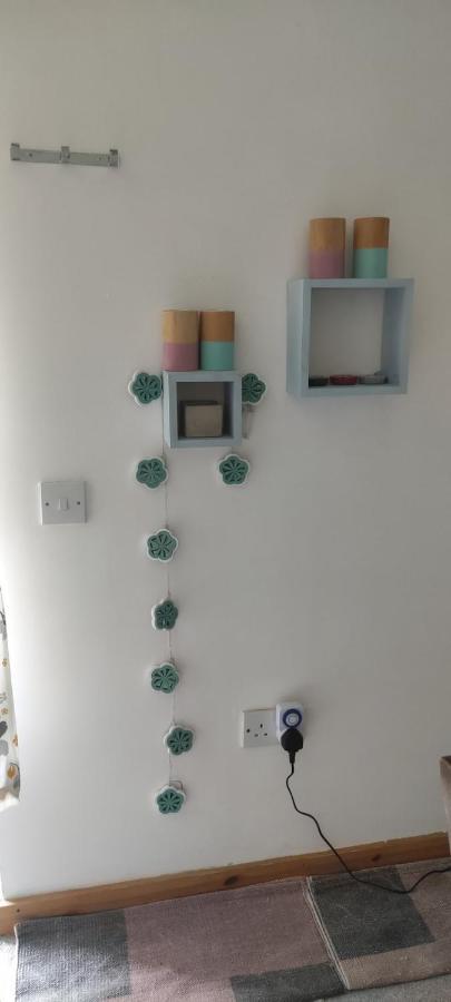 יוגאל Joanna'S Studio , Key Locker By Whatsapp Own Entrance, Own Bathroom מראה חיצוני תמונה