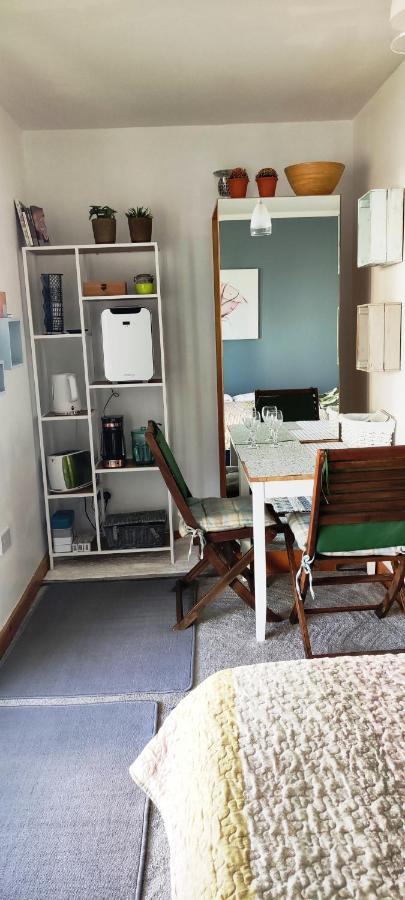 יוגאל Joanna'S Studio , Key Locker By Whatsapp Own Entrance, Own Bathroom מראה חיצוני תמונה